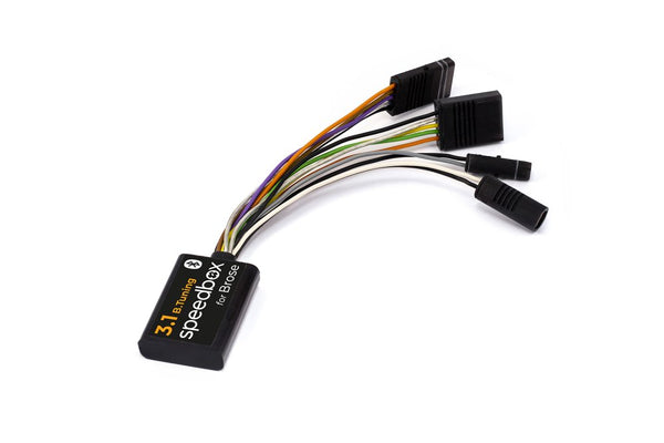 SpeedBox 3.1 B.Tuning module for Brose with its four-way loom of multicoloured wires and four black plugs fanned out